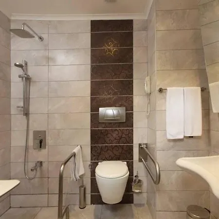 Diamond Elite & (adults Only) Colakli